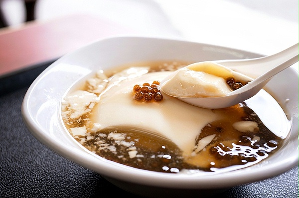 摄图网_326280806_受欢迎的台湾美食++白碗_(企业商用)