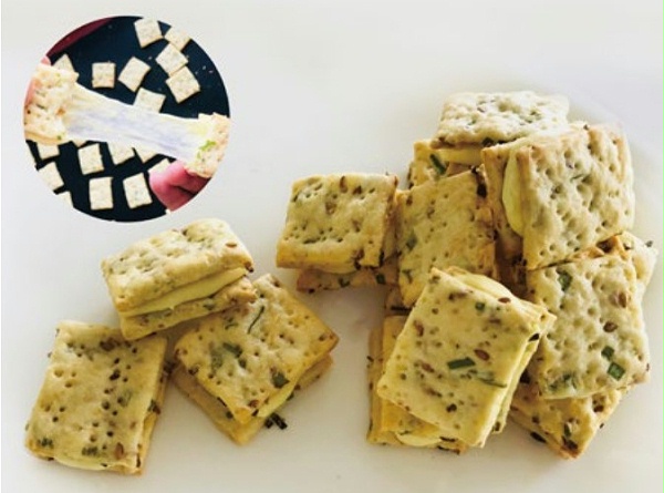 亚麻籽苏打饼干